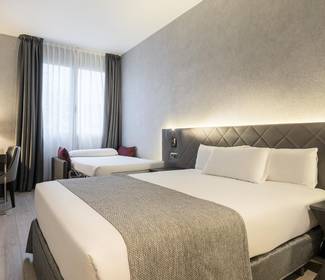 Camera tripla Hotel ILUNION Bel Art Barcellona