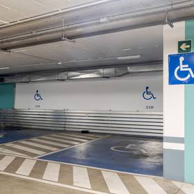 Parking Hotel ILUNION Málaga Parking Hotel ILUNION Málaga
