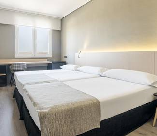 Camera doppia premium + terzo letto (3 adulti) Hotel ILUNION Las Lomas Merida Camera doppia premium + terzo letto (3 adulti) Hotel ILUNION Las Lomas Merida