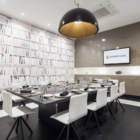 Sala provato ilunion suites madrid Hotel ILUNION Suites Madrid Sala provato ilunion suites madrid Hotel ILUNION Suites Madrid