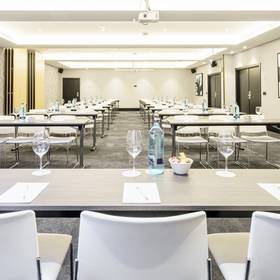 Sala riunioni Hotel ILUNION Bilbao Sala riunioni Hotel ILUNION Bilbao