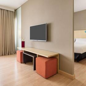 Camera premium ilunion suites madrid Hotel ILUNION Suites Madrid Camera premium ilunion suites madrid Hotel ILUNION Suites Madrid