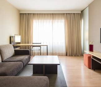 Camera premium Hotel ILUNION Suites Madrid