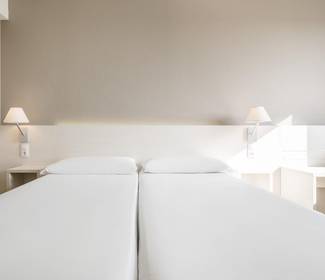 Camera singola corporate Hotel ILUNION Valencia 3 Camera singola corporate Hotel ILUNION Valencia 3