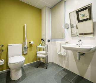 Camera accessibile Hotel ILUNION Bilbao Camera accessibile Hotel ILUNION Bilbao