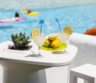Bar-terrazza Hotel ILUNION Menorca Cala Galdana Bar-terrazza Hotel ILUNION Menorca Cala Galdana