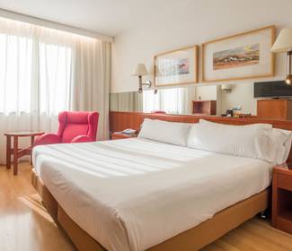 Camera doppia Hotel ILUNION Les Corts – Spa Barcellona Camera doppia Hotel ILUNION Les Corts – Spa Barcellona