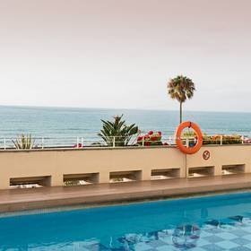 Piscina all'aperto Hotel ILUNION Fuengirola Piscina all'aperto Hotel ILUNION Fuengirola