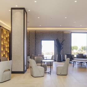 Cafeteria hotel ilunion alcora sevilla siviglia Cafeteria hotel ilunion alcora sevilla siviglia