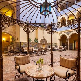 Hall ilunion mérida palace Hotel ILUNION Mérida Palace Merida Hall ilunion mérida palace Hotel ILUNION Mérida Palace Merida
