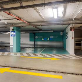 Parking Hotel ILUNION Málaga Parking Hotel ILUNION Málaga