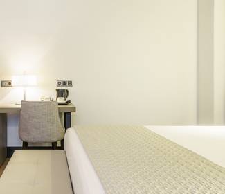 Camera suite (familiare) Hotel ILUNION Bilbao Camera suite (familiare) Hotel ILUNION Bilbao