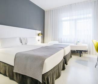 Camera doppia + letto suppletorio Hotel ILUNION Bilbao Camera doppia + letto suppletorio Hotel ILUNION Bilbao