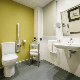 Bagno Hotel ILUNION Bilbao Bagno Hotel ILUNION Bilbao