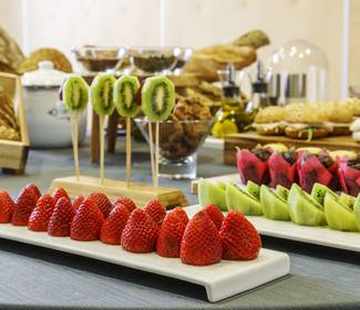 Ristorante e prima colazione Hotel ILUNION Alcalá Norte Madrid Ristorante e prima colazione Hotel ILUNION Alcalá Norte Madrid