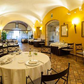 Ristorante ilunion mérida palace Hotel ILUNION Mérida Palace Merida Ristorante ilunion mérida palace Hotel ILUNION Mérida Palace Merida