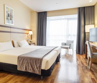 Camera accessibile Hotel ILUNION Pío XII Madrid Camera accessibile Hotel ILUNION Pío XII Madrid