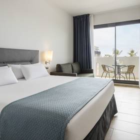 Camera doppia Hotel ILUNION Calas de Conil Conil de la Frontera Camera doppia Hotel ILUNION Calas de Conil Conil de la Frontera