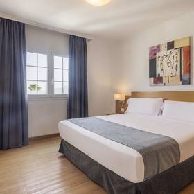Camera Hotel ILUNION Costa Sal Lanzarote Puerto del Carmen
