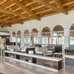 Ricezione aparthotel ilunion sancti petri cádiz Ricezione aparthotel ilunion sancti petri cádiz