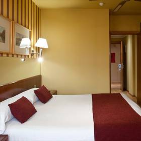 Camera Hotel ILUNION Les Corts – Spa Barcellona Camera Hotel ILUNION Les Corts – Spa Barcellona