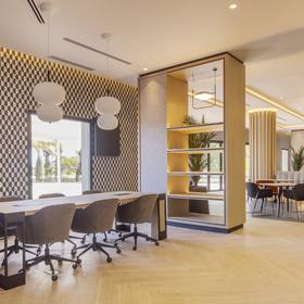 Cafeteria hotel ilunion alcora sevilla siviglia Cafeteria hotel ilunion alcora sevilla siviglia