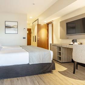 Stanza standard Hotel ILUNION Málaga Stanza standard Hotel ILUNION Málaga