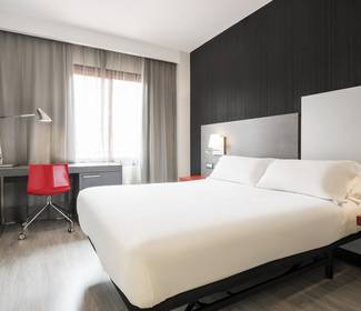 Camera doppia Hotel ILUNION Suites Madrid Camera doppia Hotel ILUNION Suites Madrid