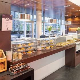 Colazione Hotel ILUNION Atrium Madrid Colazione Hotel ILUNION Atrium Madrid