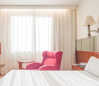 Camera doppia Hotel ILUNION Les Corts – Spa Barcellona Camera doppia Hotel ILUNION Les Corts – Spa Barcellona