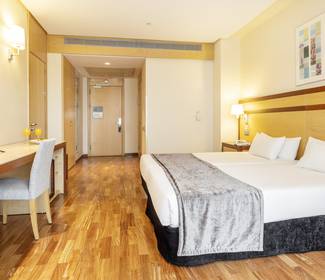 Camera accessibile Hotel ILUNION Pío XII Madrid Camera accessibile Hotel ILUNION Pío XII Madrid