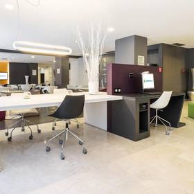Hall ilunion romareda Hotel ILUNION Romareda Saragozza Hall ilunion romareda Hotel ILUNION Romareda Saragozza