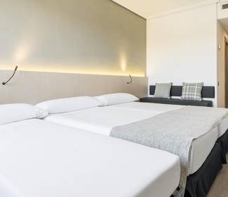 Camera doppia premium + terzo letto (2 + 1) Hotel ILUNION Las Lomas Merida Camera doppia premium + terzo letto (2 + 1) Hotel ILUNION Las Lomas Merida