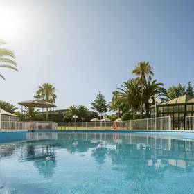 Piscina ilunion las lomas Hotel ILUNION Las Lomas Merida Piscina ilunion las lomas Hotel ILUNION Las Lomas Merida