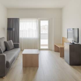 Camera superior premium ilunion romareda Hotel ILUNION Romareda Saragozza Camera superior premium ilunion romareda Hotel ILUNION Romareda Saragozza