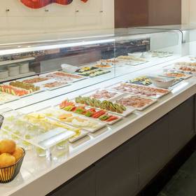 Colazione Hotel ILUNION Atrium Madrid Colazione Hotel ILUNION Atrium Madrid