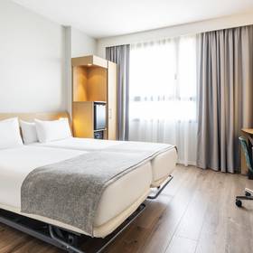 Camera accessibile ilunion valencia Hotel ILUNION Valencia 4 Camera accessibile ilunion valencia Hotel ILUNION Valencia 4