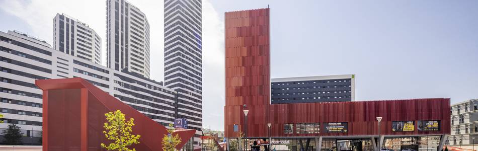 Facciata Hotel ILUNION San Mamés Bilbao Facciata Hotel ILUNION San Mamés Bilbao
