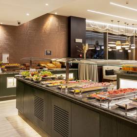 Colazione Hotel ILUNION Málaga Colazione Hotel ILUNION Málaga