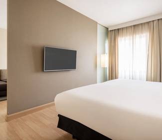 Camera premium Hotel ILUNION Suites Madrid