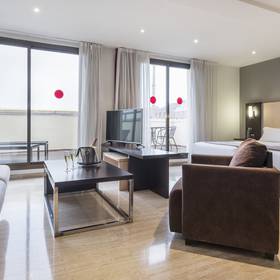 Junior suite Hotel ILUNION Almirante Barcellona Junior suite Hotel ILUNION Almirante Barcellona