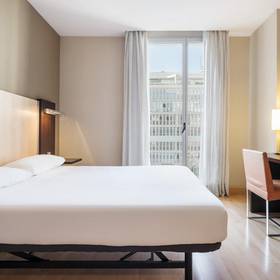 Hotel ILUNION Auditori Barcellona Hotel ILUNION Auditori Barcellona