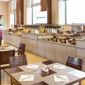 COLAZIONE A BUFFET ILUNION VALENCIA COLAZIONE A BUFFET ILUNION VALENCIA