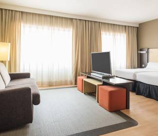 Camera premium Hotel ILUNION Suites Madrid Camera premium Hotel ILUNION Suites Madrid