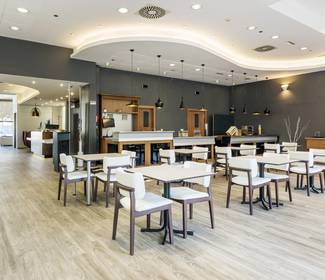 Area colazione Hotel ILUNION Valencia 3 Area colazione Hotel ILUNION Valencia 3