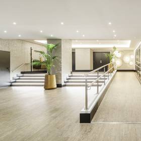 Ricezione Hotel ILUNION Bilbao Ricezione Hotel ILUNION Bilbao