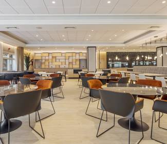 Ristorante Hotel ILUNION Alcora Sevilla Siviglia