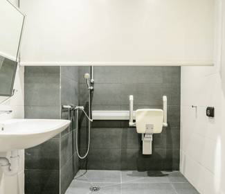 Camera accessibile Hotel ILUNION Bilbao Camera accessibile Hotel ILUNION Bilbao