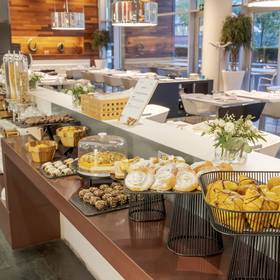 Colazione Hotel ILUNION Atrium Madrid Colazione Hotel ILUNION Atrium Madrid