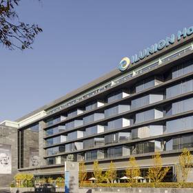 Facciata ilunion atrium Hotel ILUNION Atrium Madrid Facciata ilunion atrium Hotel ILUNION Atrium Madrid